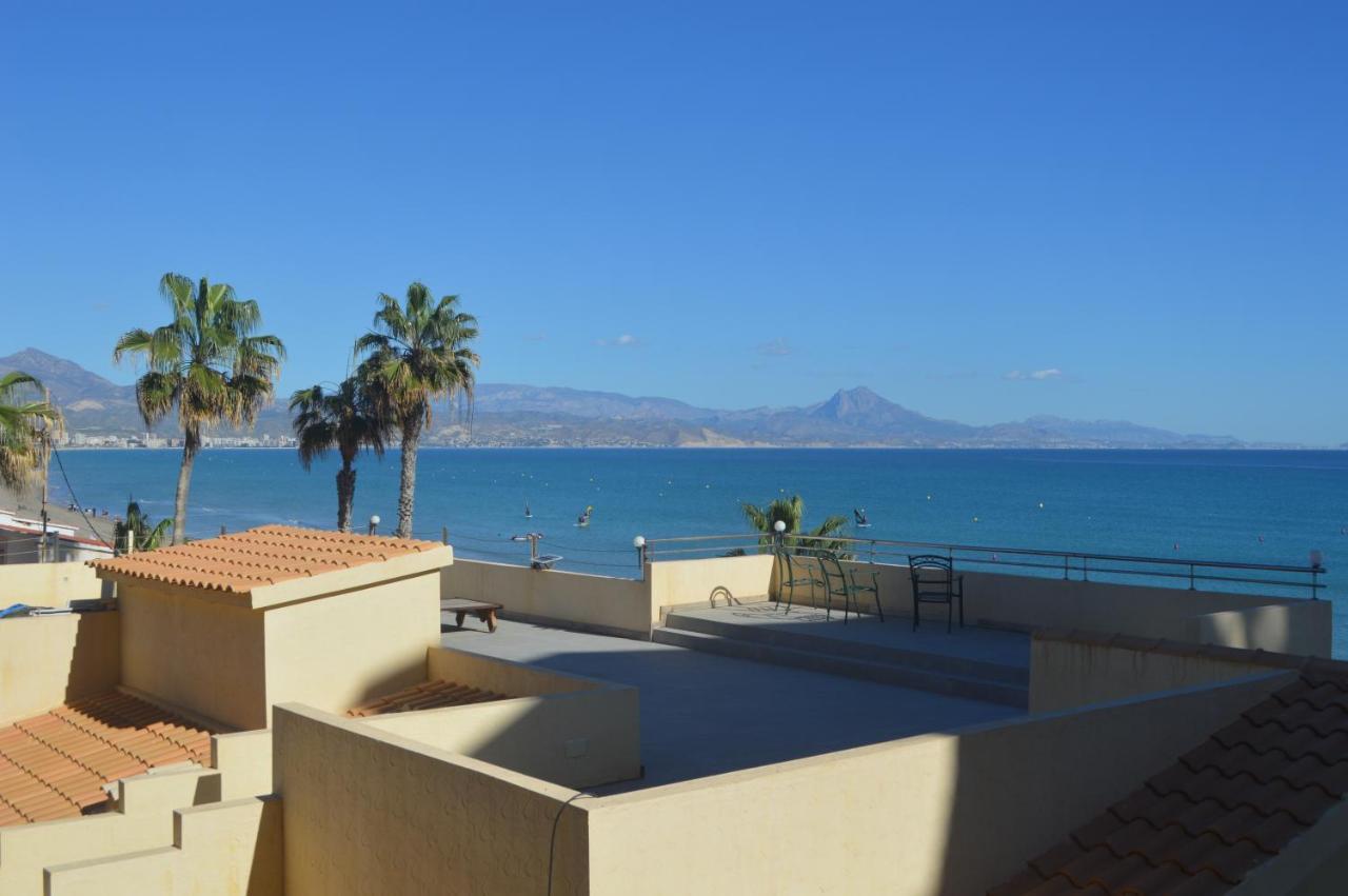 Maravilloso Apartamento Amanecer Cabo A Pie De Playa Y Mar En Chalet Roquetes อาลิกันเต ภายนอก รูปภาพ