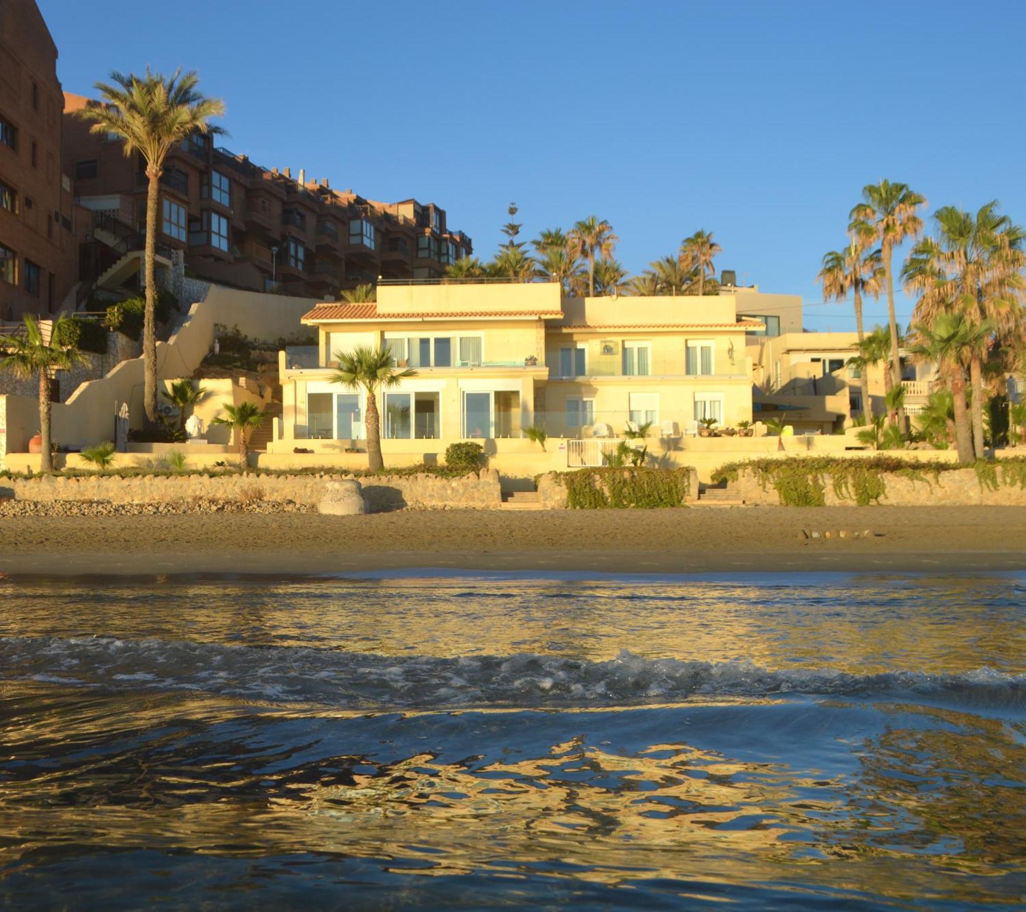 Maravilloso Apartamento Amanecer Cabo A Pie De Playa Y Mar En Chalet Roquetes อาลิกันเต ภายนอก รูปภาพ