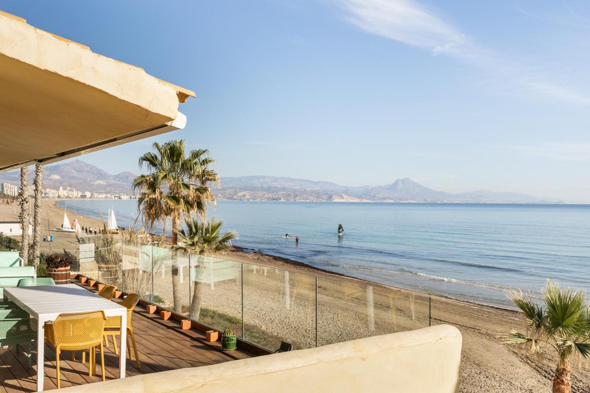 Maravilloso Apartamento Amanecer Cabo A Pie De Playa Y Mar En Chalet Roquetes อาลิกันเต ภายนอก รูปภาพ
